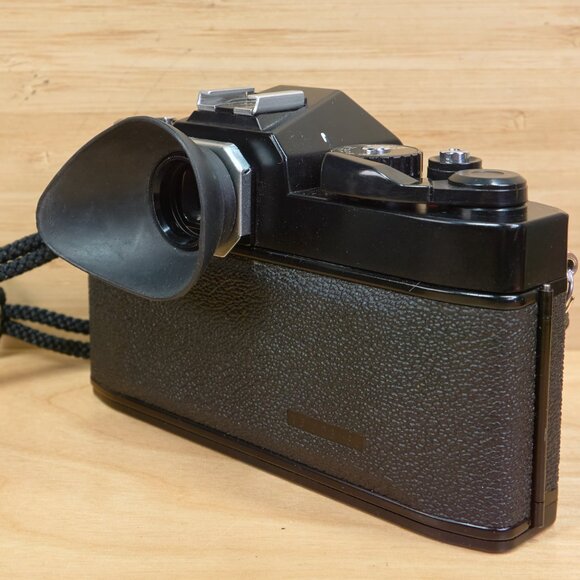 Ricoh KR-5 Super Film Camera / 35mm SLR / Rikenon 50mm f/2 Lens / Made in Japan - Picture 4 of 8